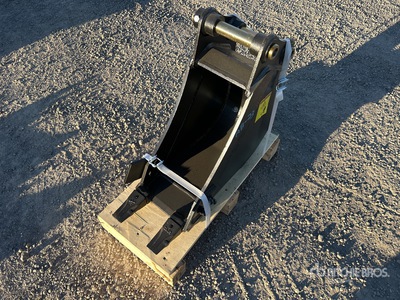 Aussie Buckets 200 mm Q/C Digging Excavator Bucket - Fits Cat 301.8 (Unused)