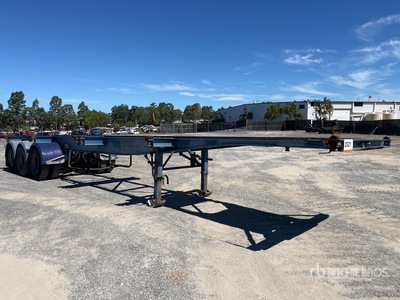 2004 MaxiTrans 12.1 m Tri/A Container Trailer