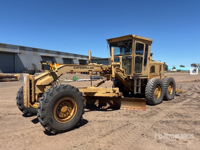 1980 Cat 120G Niveleuse à moteur