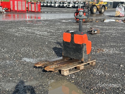 2021 Toyota LWI160 Electric Pallet Jack