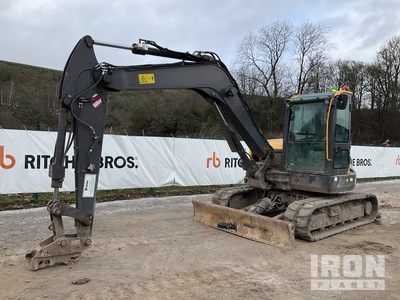 2023 Volvo ECR88D 油圧ショベル
