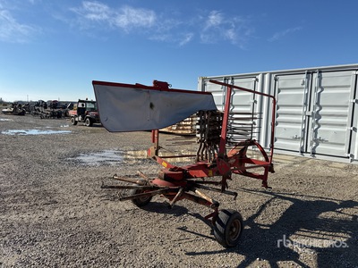 1989 Kuhn GA381GM Hay Rake