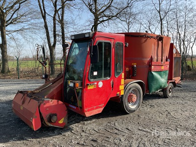 2008 RMH Liberty 11 4x2 Feed Mixer