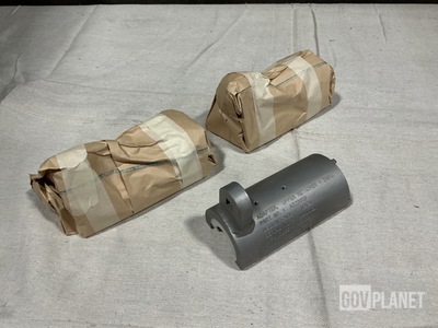 (6) Goodrich AT23619 Upper Retainer Adapters