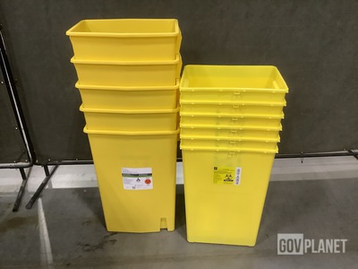 (11) Covidien Containers