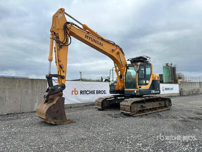 2016 Hyundai Robex 235LCR-9A Tracked Excavator
