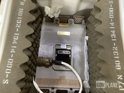 (4) SPD 970820 Circuit Breakers & (1) SPD 970720 Circuit Breaker w/Case