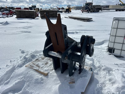 2024 H & H JD135 CP 23 in Concrete Crusher (Unused)