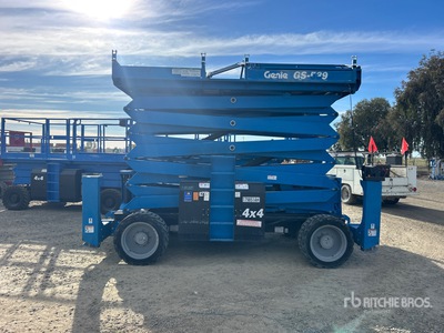 2017 Genie GS-5390RT 4x4 Diesel Plateforme élévatrice à ciseaux