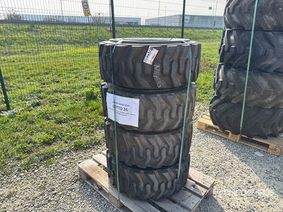 Quantity of (4) Wide Wallall Hauler SKS 12/16.5 12PR Koła