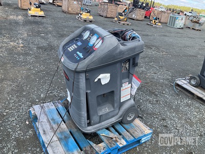 Robinair Cooltech Refrigerant Recovery, Recycling & Recharging Station