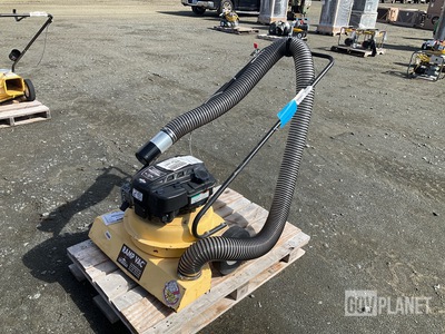 Elgee 634-G/RV-30 Gasoline-Powered Vacuum
