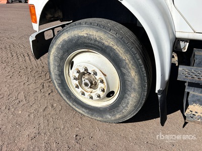 1996 International 4900 2200 gal 4x2 Ciężarówka na wodę