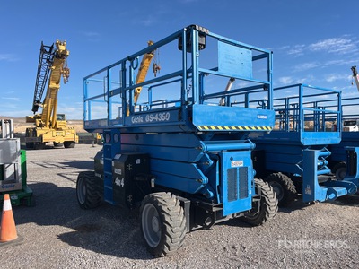 2016 Genie GS4390 4x4 Dual Fuel Scissor Lift