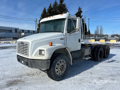 2000 Freightliner FL80 6x4 Kabina i podwozie
