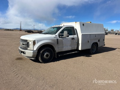 2018 Ford F-350 XL 4x2 Ciężarówka użytkowa