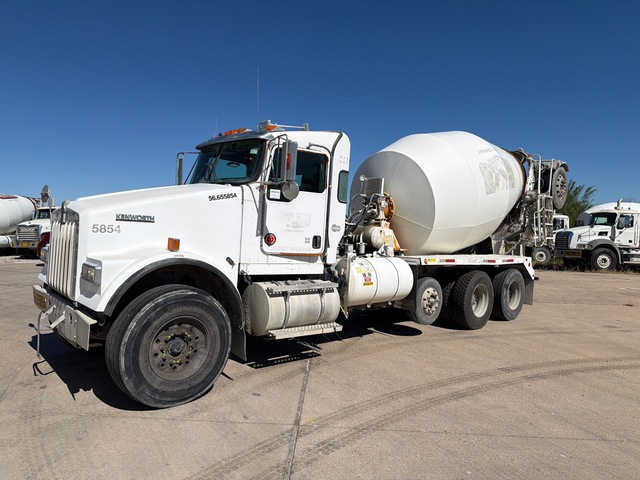 2015 Kenworth W900 10x4 Mixer Truck