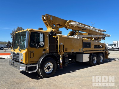2015 Mack MRU613 Putzmeister BSF38Z-5.16H Concrete Pump Truck