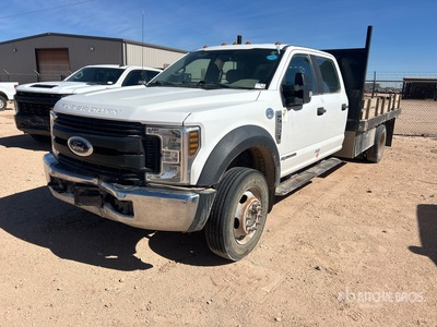2018 Ford F-550 4x4 Crew Cab Flatbed Truck