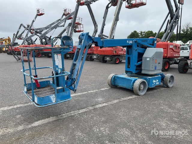 2014 Genie Z34/22N 2WD Electric Articulating Boom Lift