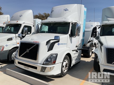 2016 (unverified) Volvo VNL T/A Day Cab Truck Tractor
