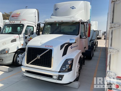 2017 (unverified) Volvo VNL T/A Day Cab Truck Tractor