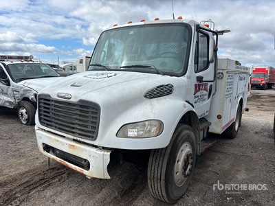 2007 Freightliner M2 106 4x4 Utility Truck (Inoperable)