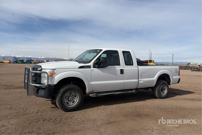 2012 Ford F-350 4x4 Extended Cab Pickup