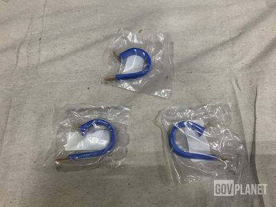 (1,535)UMPCO 30-289J26 Loop Clamps