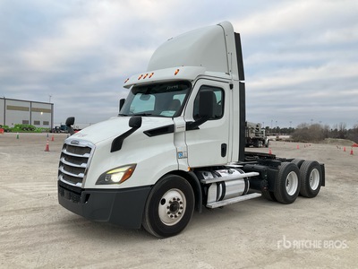 2019 Freightliner Cascadia 116 6x4 T/A Day Cab Truck Tractor