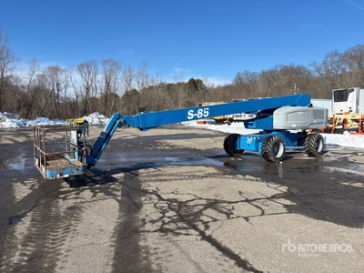 2015 Genie S-85 Diesel 4WD Nacelle Télescopique