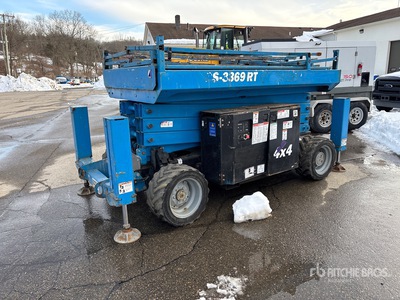 2014 Genie GS-3369RT 4x4 Diesel Scissor Lift