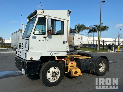 2014 Capacity TJ5000 4x2 Spotter Truck