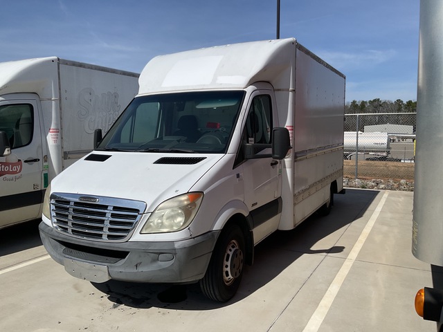 2009 Freightliner Sprinter 3500 4x2 Cargo Van (Inoperable)