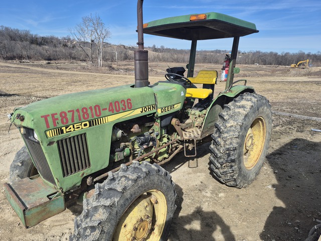 John Deere 1450 4WD Utility Tractor