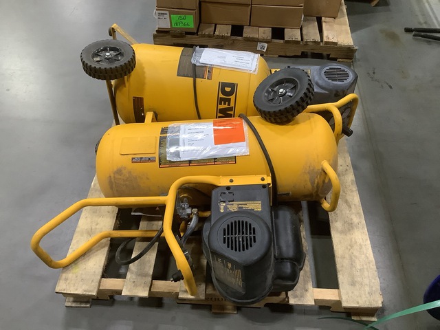 (1) Dewalt D55168 & (1) Dewalt D55167 Portable Air Compressors (1) Dewalt D55168 & (1) Dewalt D55167 Portable Air Compressors