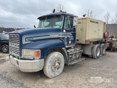 1994 Mack CH613 6x4 Ingersoll Rand air compressor トラックトラクター（T/A） (Inoperable)