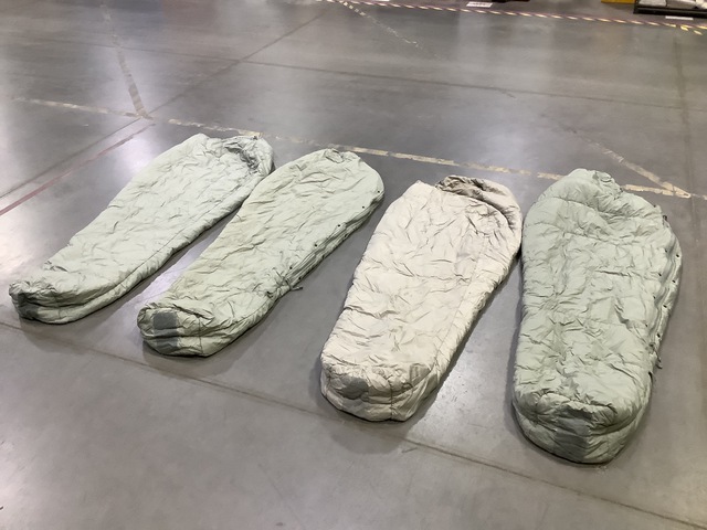 (79) Sleeping Bags