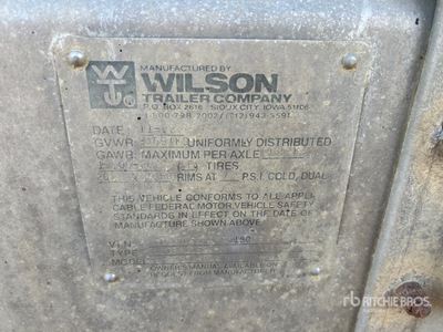 1993 Wilson 53 ft Tri/A Livestock Trailer