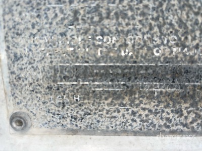 1999 Great Dane 32 ft Pup Van Trailer