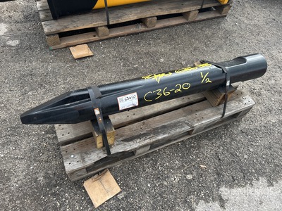 Quantity of (2) 180 in Marteau piqueur