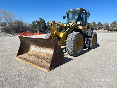2015 Komatsu WA270-7 Wheel Loader