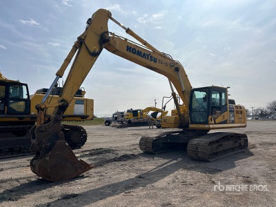 2015 Komatsu PC240-LC-11 Pelle Hydraulique sur Chenilles