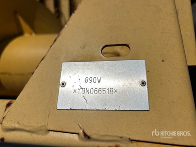 2011 New Holland 890W Windrow Forage Harvester Pickup Header