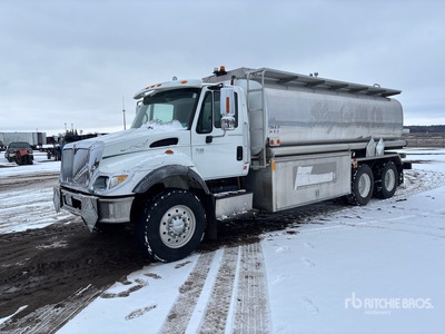 2006 International 7500 4500 gal 6x4 Fuel Truck