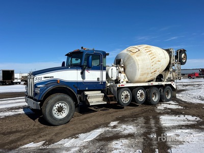 2005 Kenworth W900 12x4 Mixer Truck