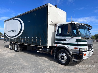2005 Nissan UD PK265 6x2 Curtain Side Truck