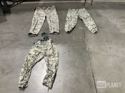 (92) Assorted Pairs of Trousers