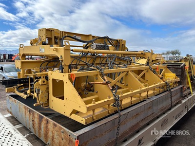 Gomaco Bar Placer Slip Form Paver