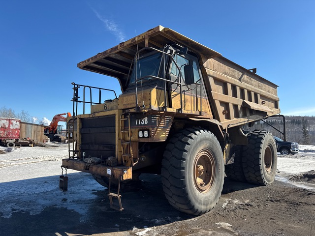 1990 Cat 773B Off-Highway Rigid Water Truck (Inoperable) 1990 Cat 773B Off-Highway Rigid Water Truck (Inoperable)